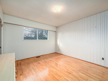 Basement Recreation Room Photo of 6031 Alta Court, Richmond, BC