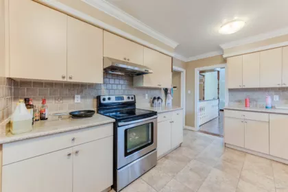 Breakfast Nook Photo of 11300 Seafield Crescent, Richmond, BC