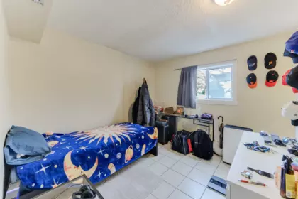 Garden / Landscaping Photo of 11300 Seafield Crescent, Richmond, BC