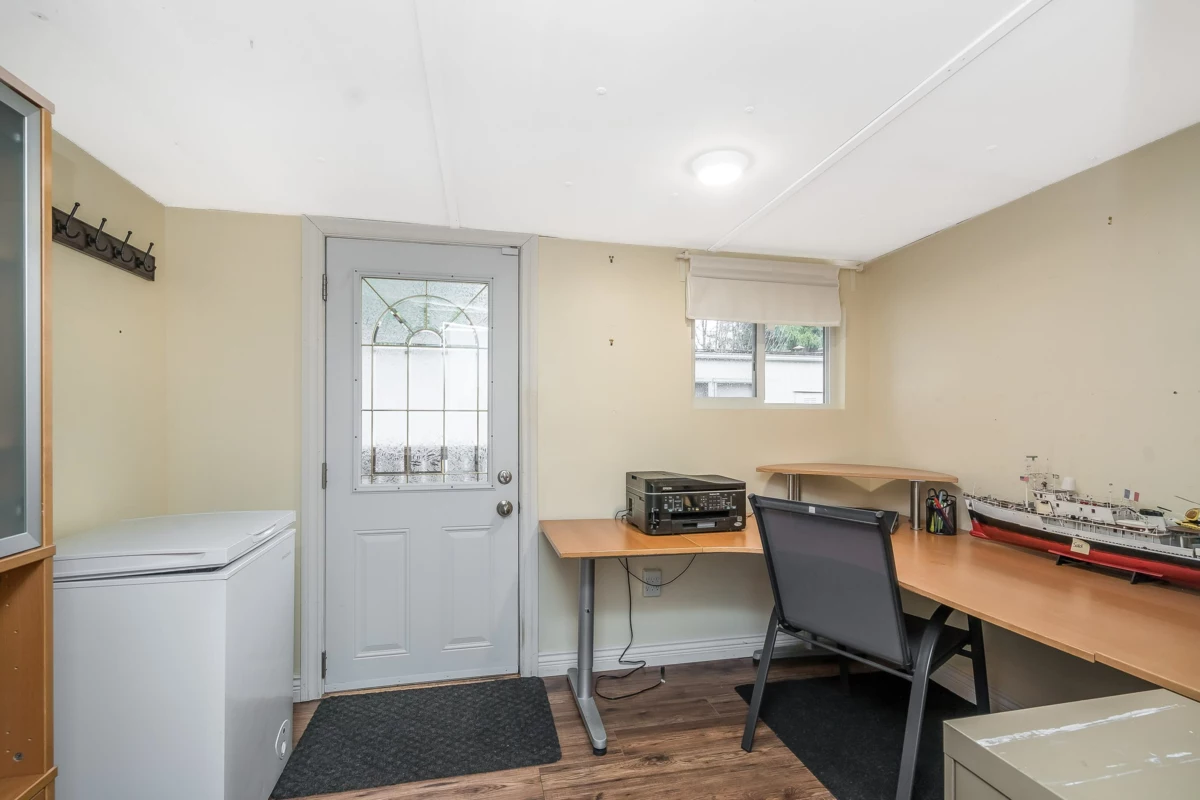 Entry Foyer Photo of 20 9080 198 Street, Langley, BC