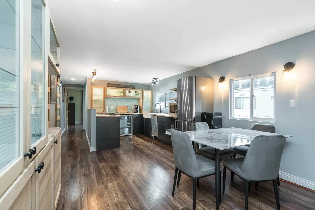 Family Room Photo of 20 9080 198 Street, Langley, BC