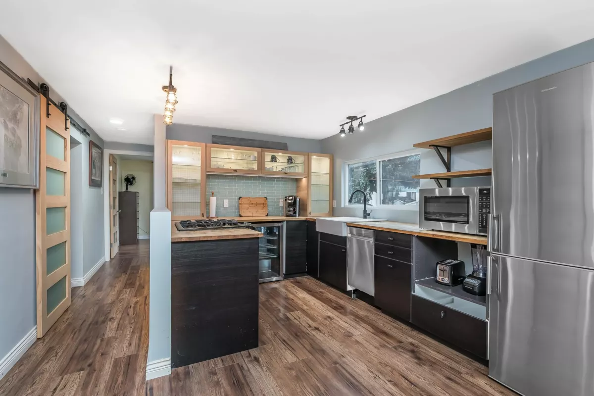 Kitchen Island Photo of 20 9080 198 Street, Langley, BC