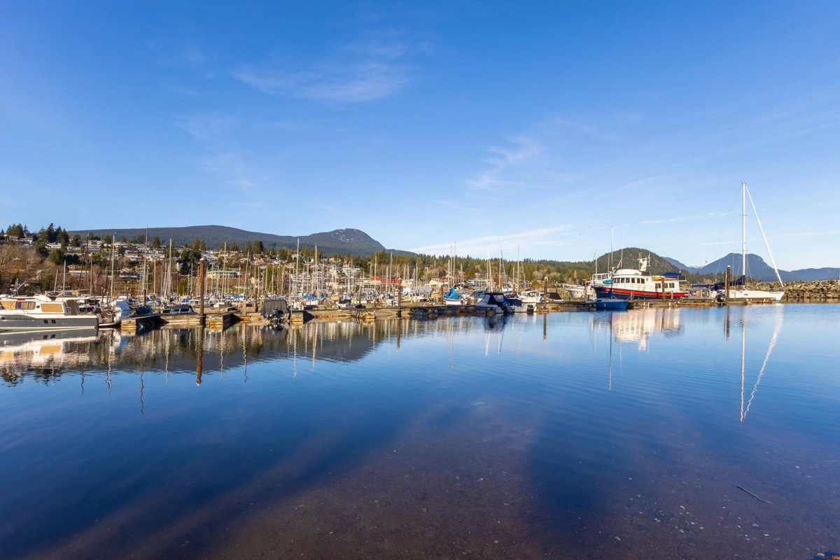 Exterior Front Photo of 636 Bay Road, Gibsons, BC