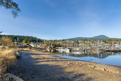 636 Bay Road, Gibsons, BC, Gibsons — Single Family Residence for sale