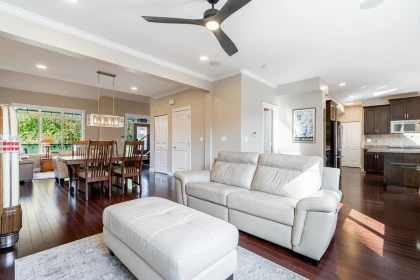 Breakfast Nook Photo of 16448 59a Avenue, Surrey, BC