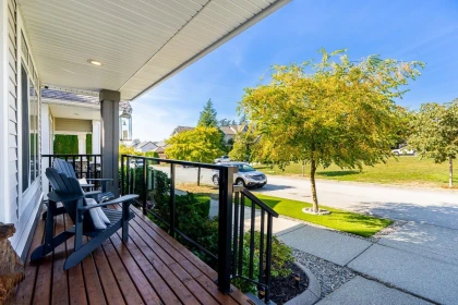 16448 59a Avenue, Surrey, BC, Surrey — Single Family Residence for sale