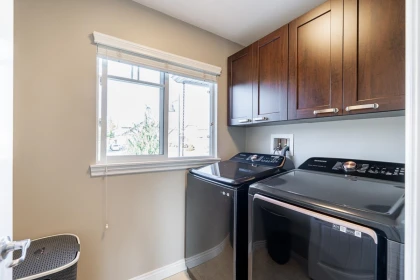 Garage Interior Photo of 16448 59a Avenue, Surrey, BC
