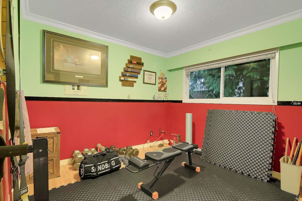 Bedroom 2 Photo of 24835 Smith Avenue, Maple Ridge, BC