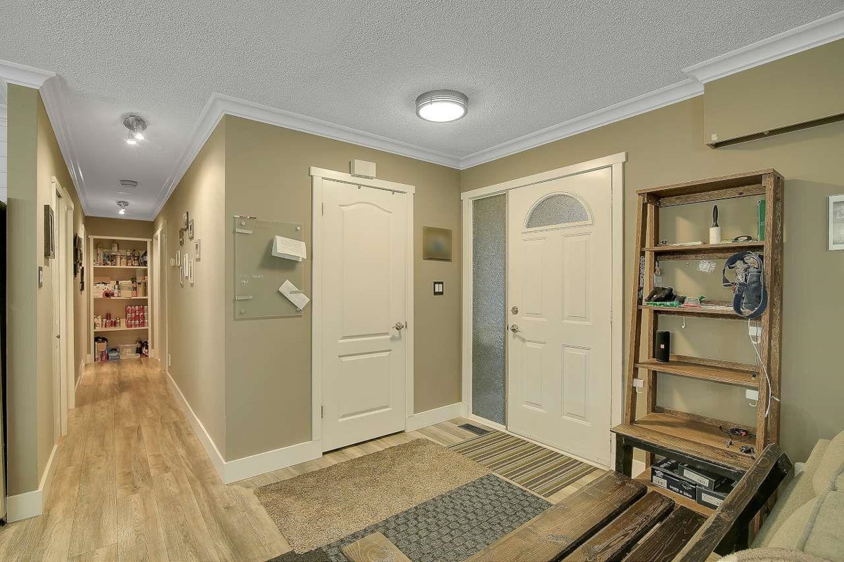 Primary Bedroom Photo of 24835 Smith Avenue, Maple Ridge, BC