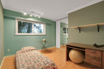 Walk-In Closet Photo of 24835 Smith Avenue, Maple Ridge, BC