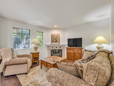 204 6735 Station Hill Court, Burnaby, BC