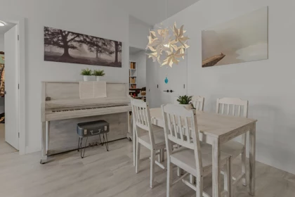 Primary Bedroom Photo of 305 32838 Landeau Place, Abbotsford, BC