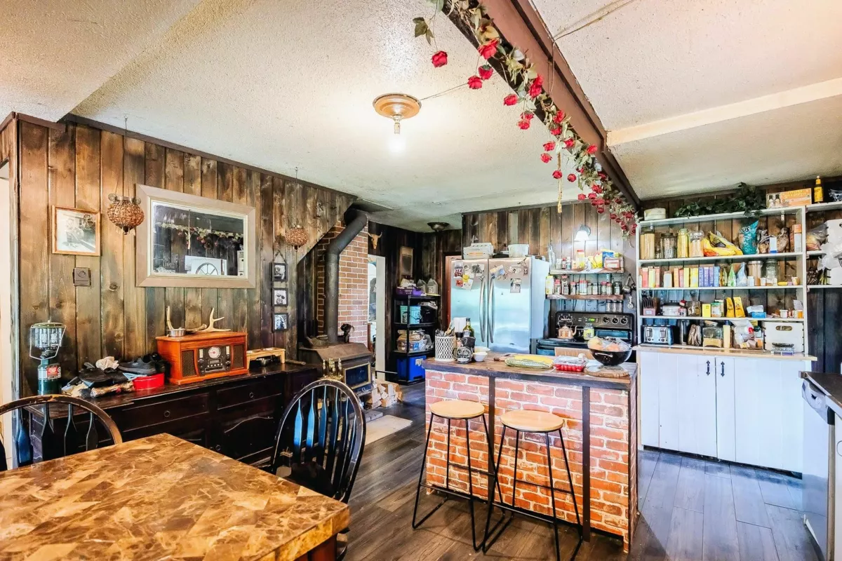 Kitchen Photo of 41582 Nicomen Island Trunk Road, Mission, BC