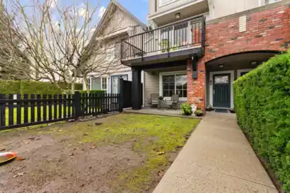 173 2450 161 A Street, Surrey, BC, Surrey — Townhouse for sale