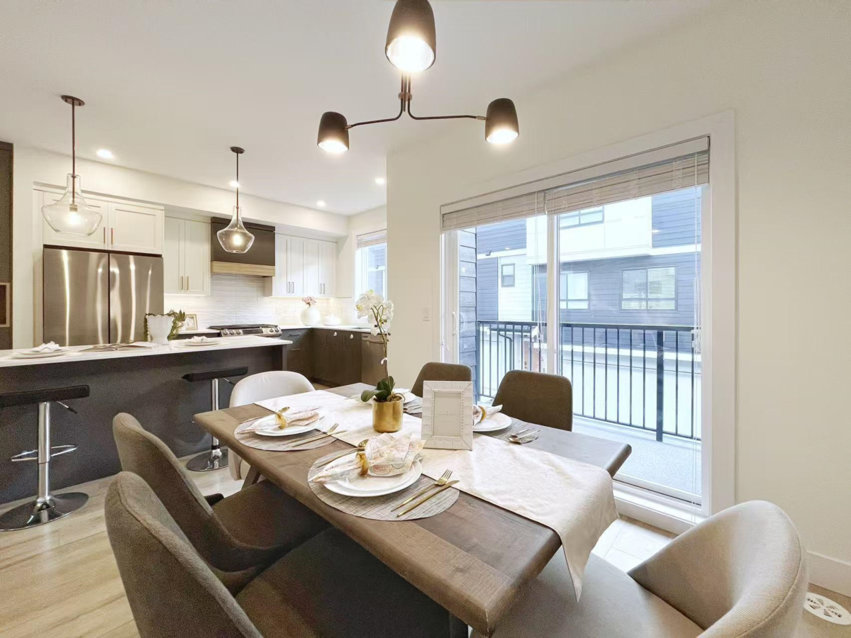 Guest Bathroom Photo of 7 16358 23a Avenue, Surrey, BC