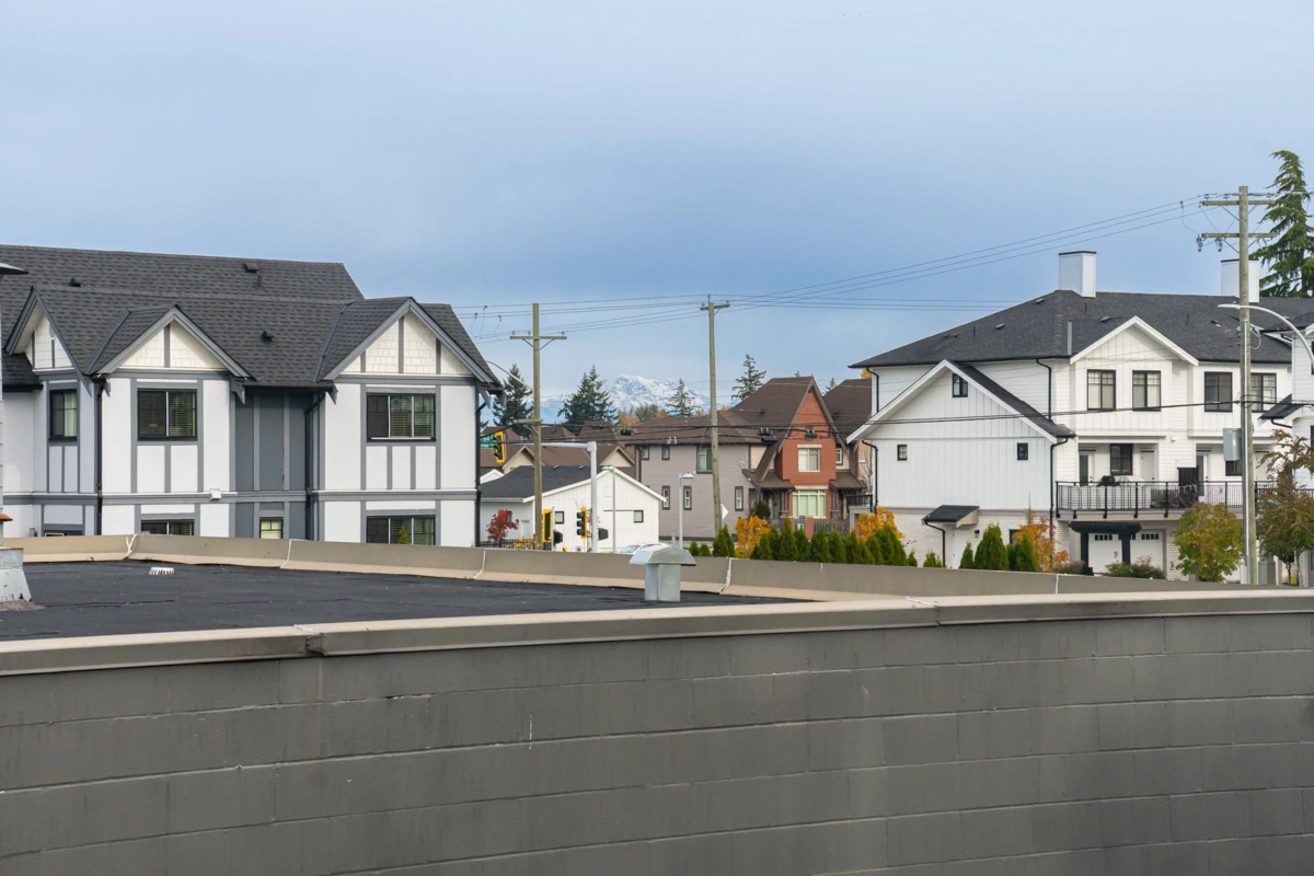 Hot Tub / Spa Photo of 7 16358 23a Avenue, Surrey, BC