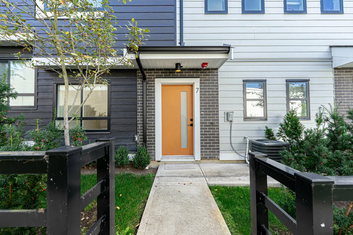 Outdoor Deck Photo of 7 16358 23a Avenue, Surrey, BC