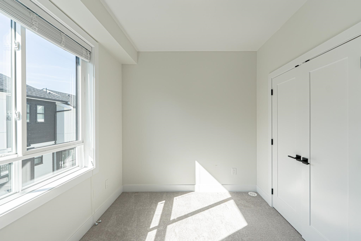 Staircase Photo of 7 16358 23a Avenue, Surrey, BC