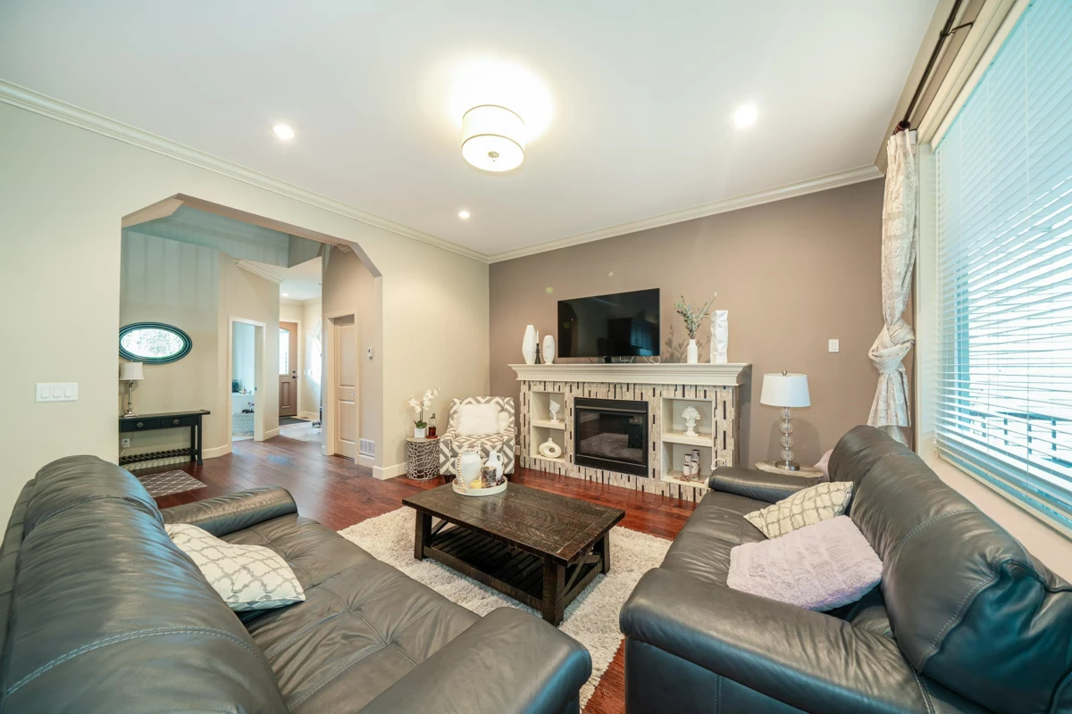 Kitchen Island Photo of 1353 Hames Crescent, Coquitlam, BC
