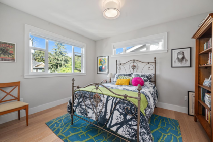 Guest Bathroom Photo of 1 123 W 14 Avenue, Vancouver, BC