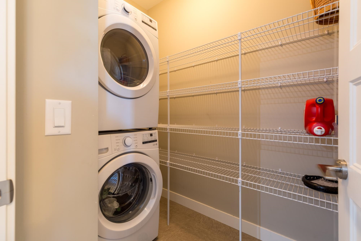 Garage Interior Photo of 408 45630 Spadina Avenue, Chilliwack, BC