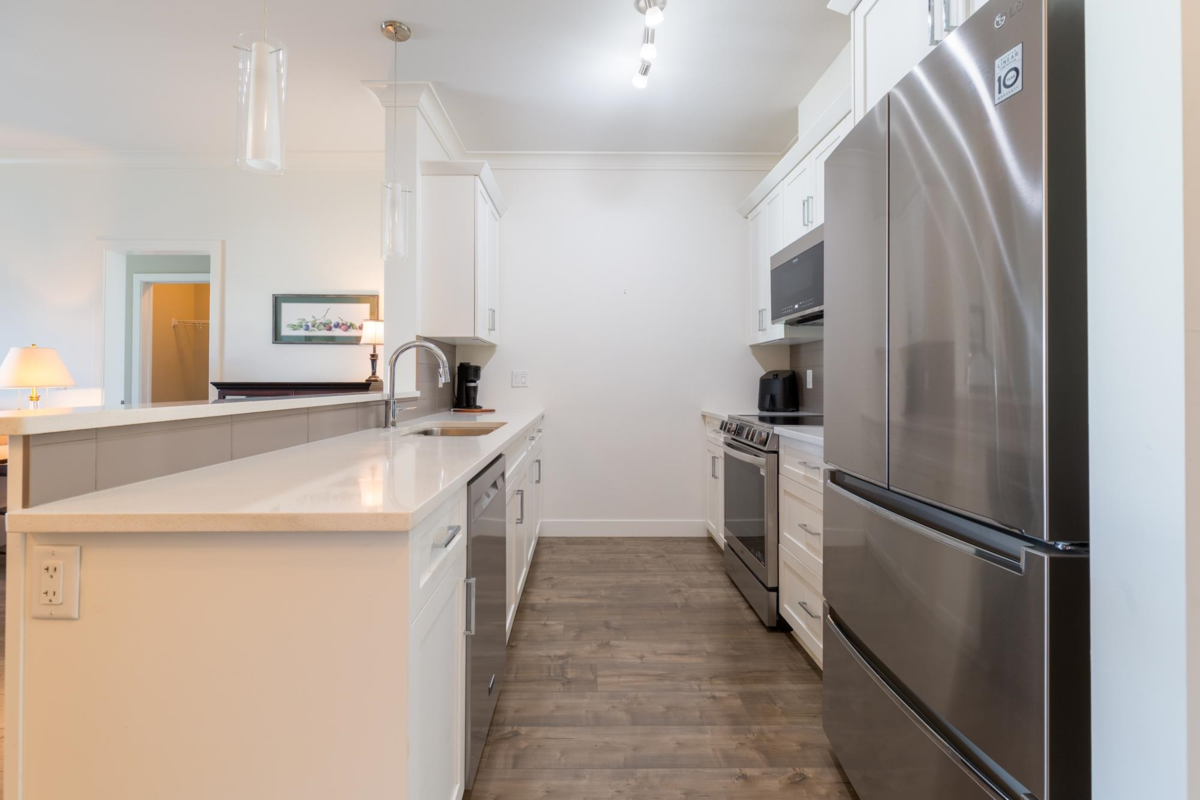 Kitchen Photo of 408 45630 Spadina Avenue, Chilliwack, BC