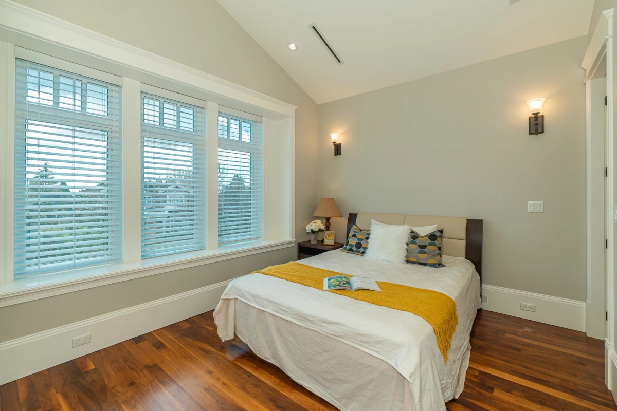 Front Yard Photo of 1657 W 58th Avenue, Vancouver, BC