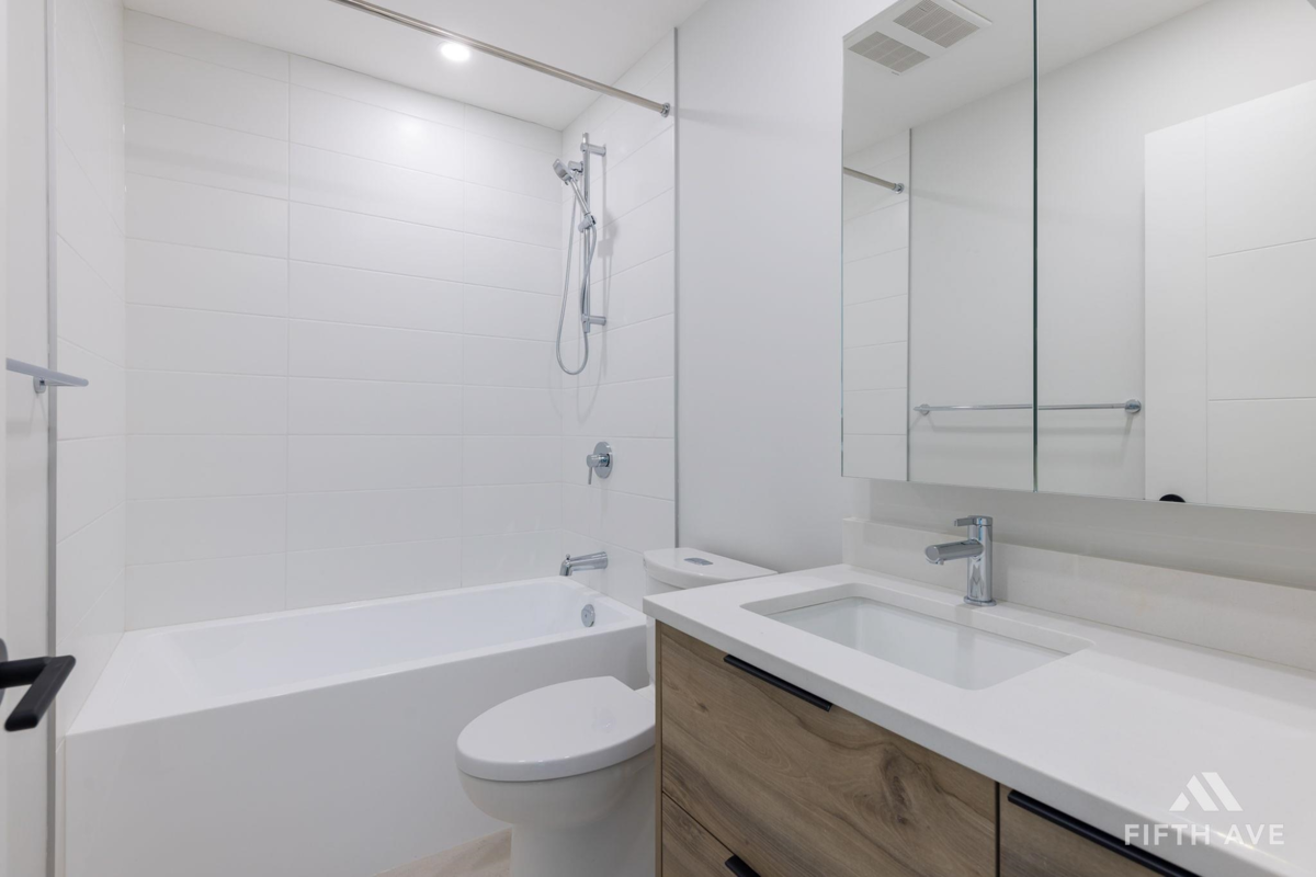 Dining Area Photo of 81 30530 Cardinal Avenue, Abbotsford, BC