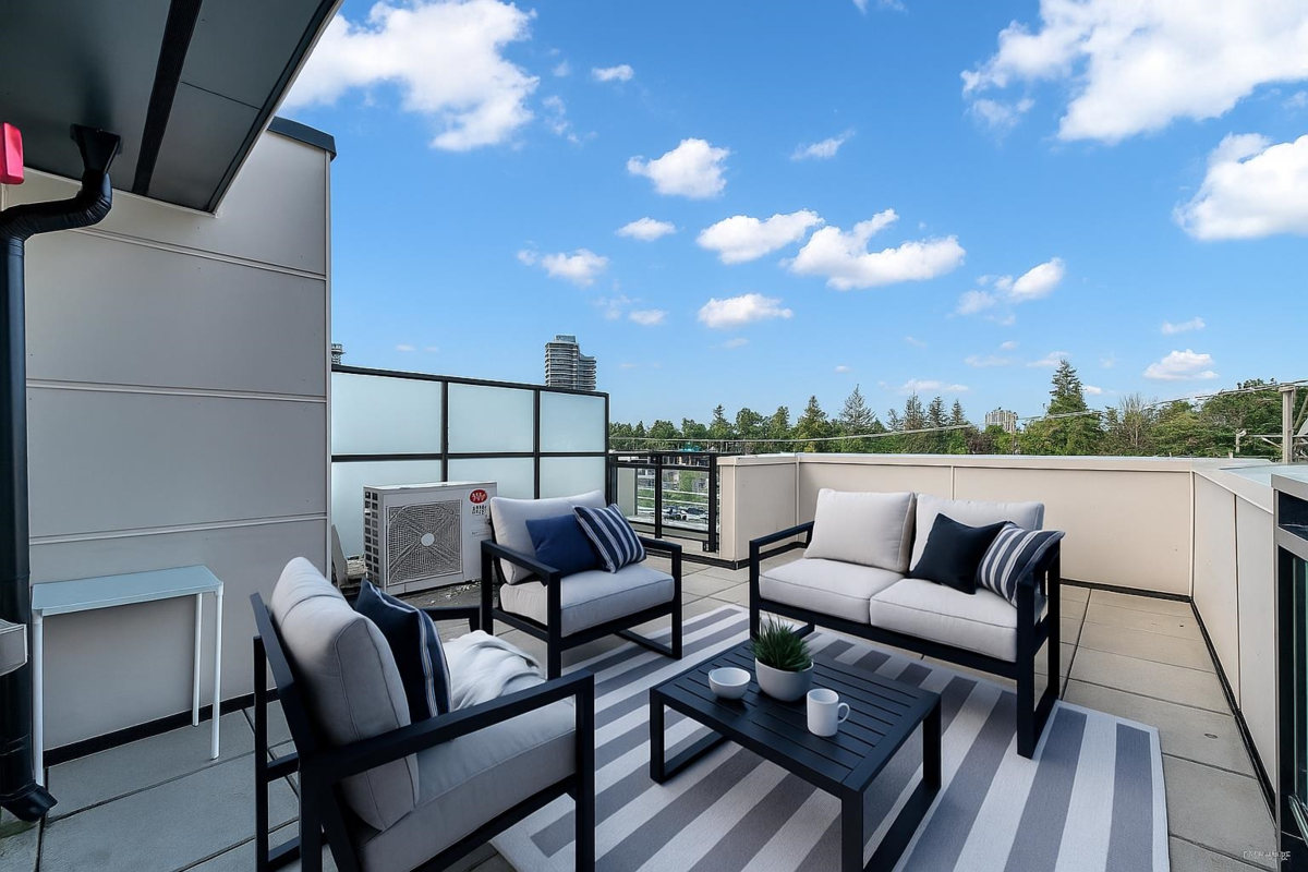 Backyard Photo of 101 2035 Glenaire Drive, North Vancouver, BC