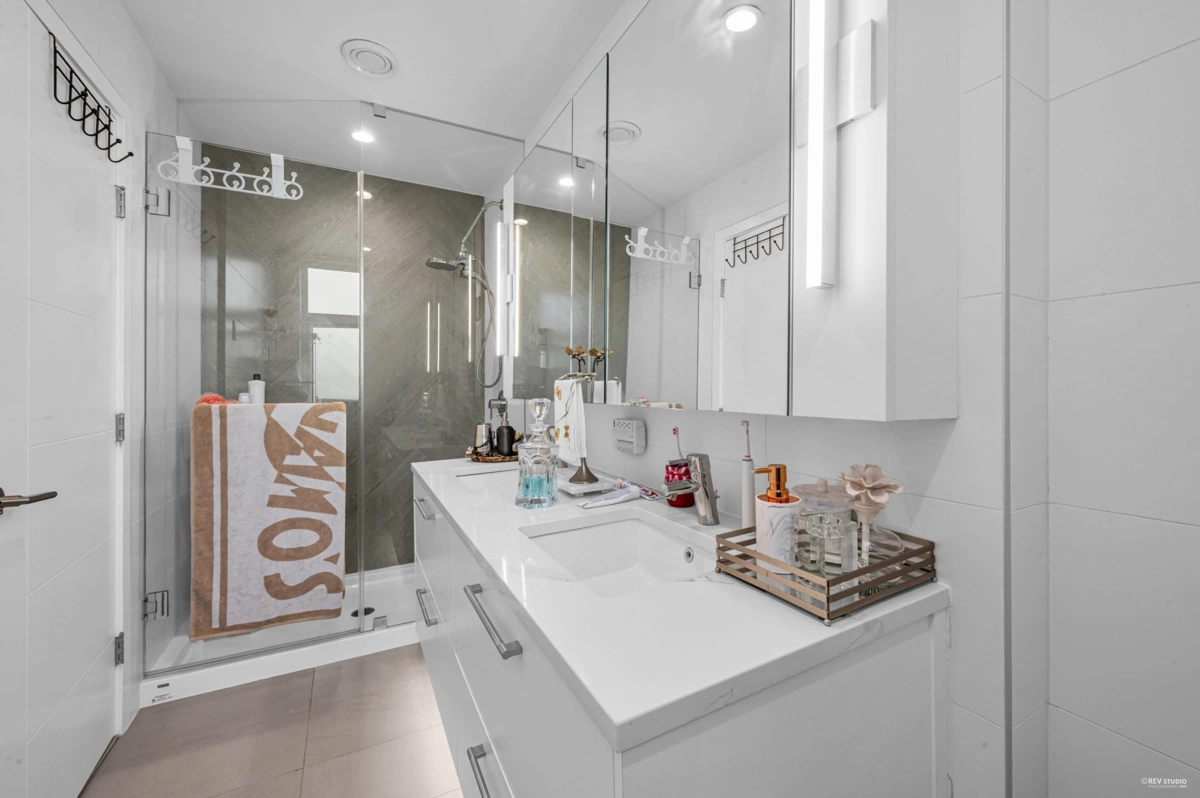 Laundry Room Photo of 101 2035 Glenaire Drive, North Vancouver, BC