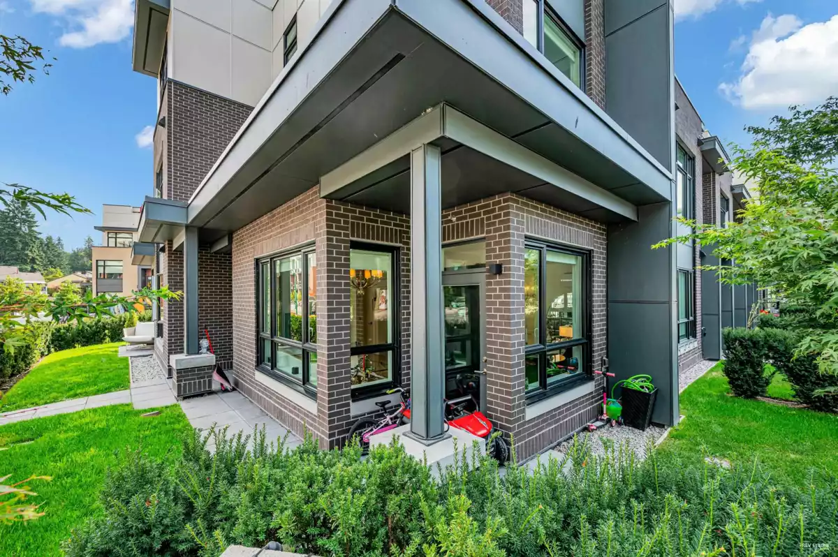 Outdoor Kitchen Photo of 101 2035 Glenaire Drive, North Vancouver, BC