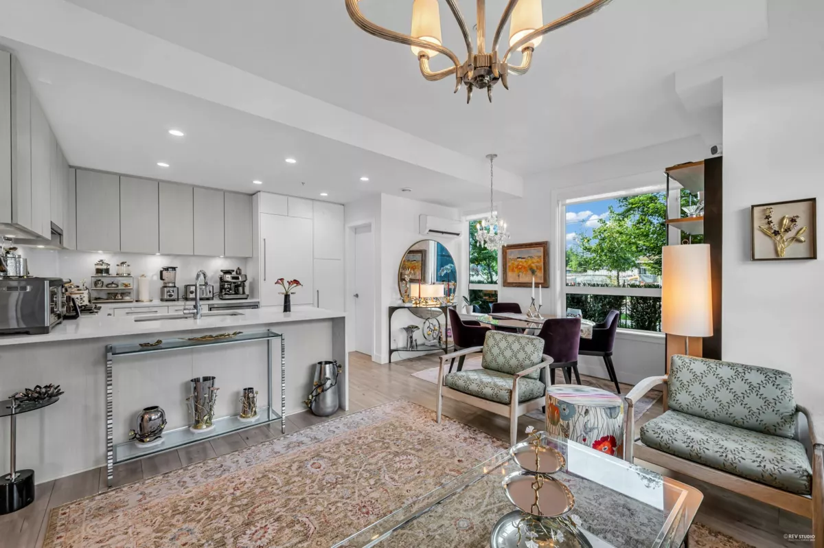 Pantry Photo of 101 2035 Glenaire Drive, North Vancouver, BC