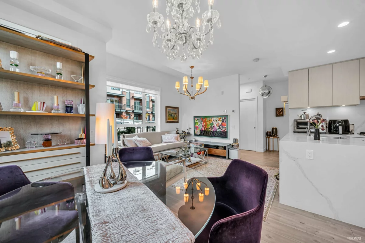 Primary Bathroom Photo of 101 2035 Glenaire Drive, North Vancouver, BC