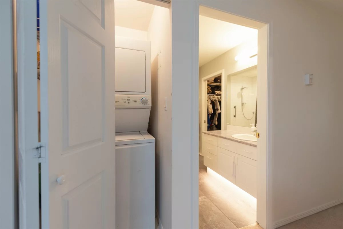 Office / Den Photo of 111 5711 Ebbtide Street, Sechelt, BC