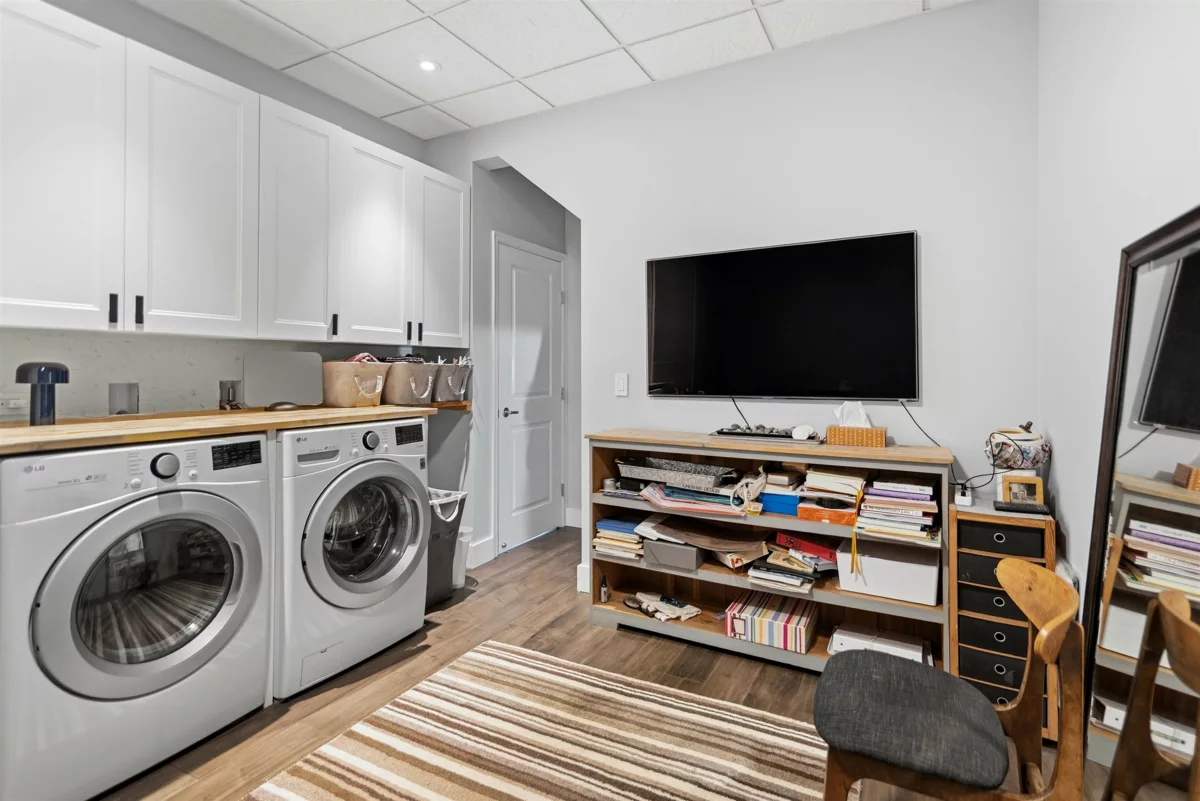 Swimming Pool Photo of 481 Central Avenue, Gibsons, BC