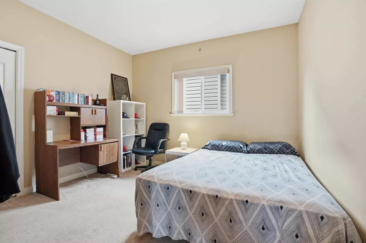 Bedroom 4 Photo of 6593 125a Street, Surrey, BC