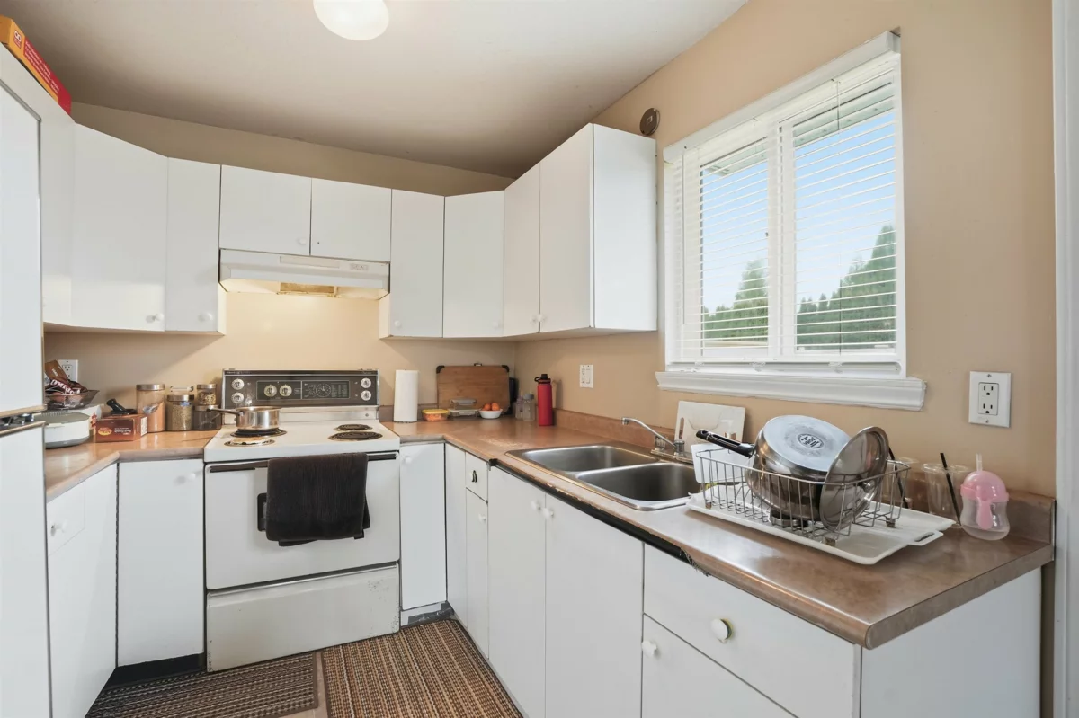 Loft / Bonus Room Photo of 6593 125a Street, Surrey, BC