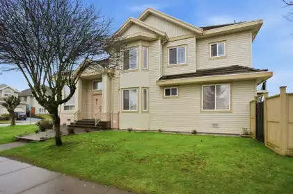 6593 125a Street, Surrey, BC, West Newton — 6 bed single family residence for sale