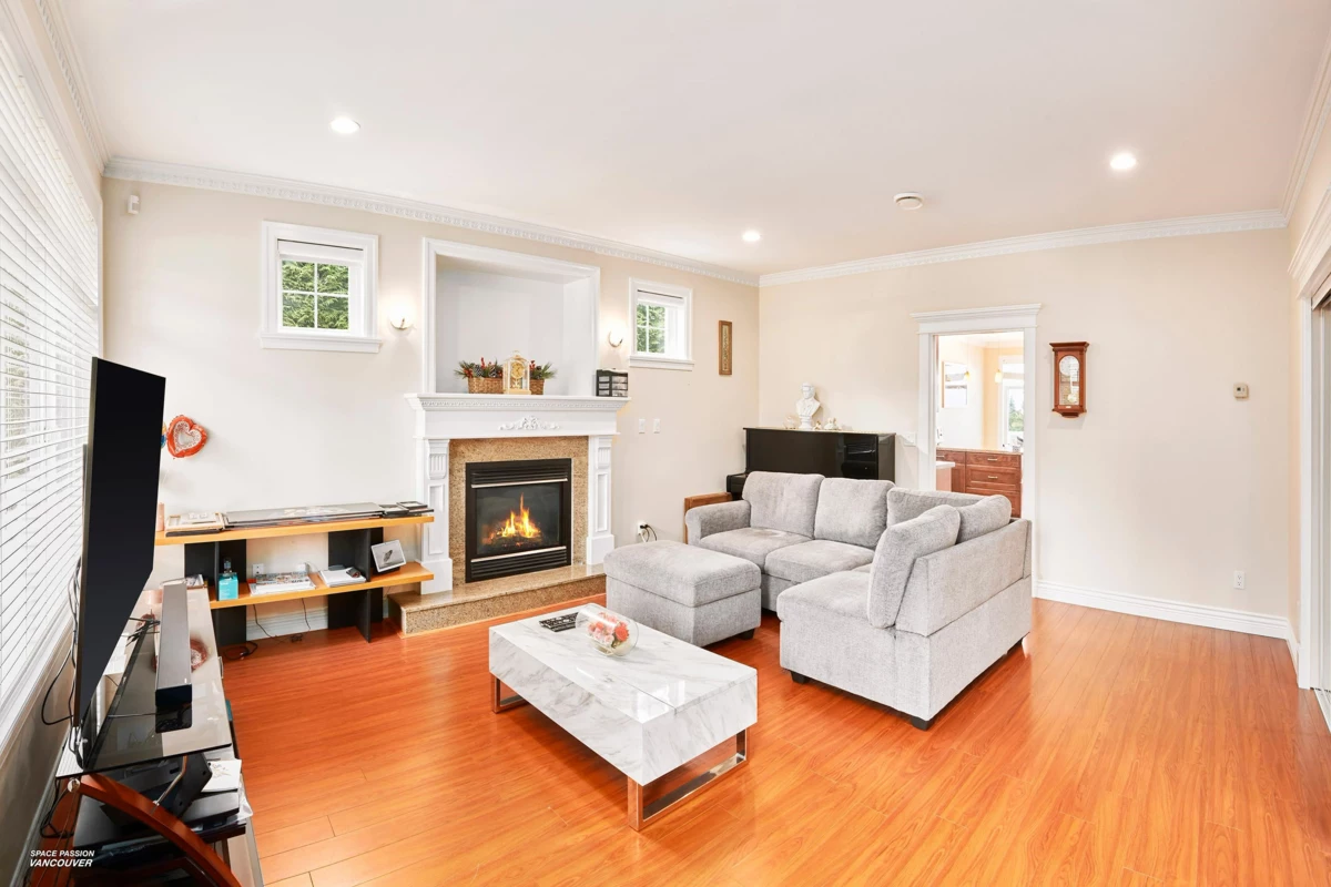 Family Room Photo of 3937 Elmwood Street, Burnaby, BC