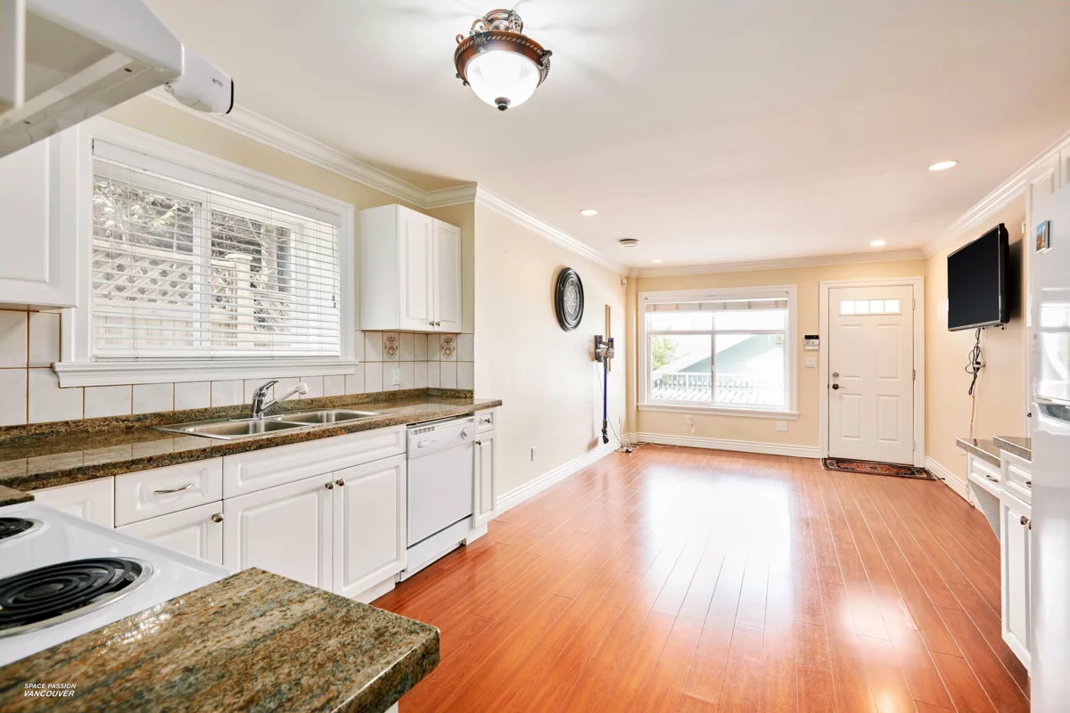 Laundry Room Photo of 3937 Elmwood Street, Burnaby, BC