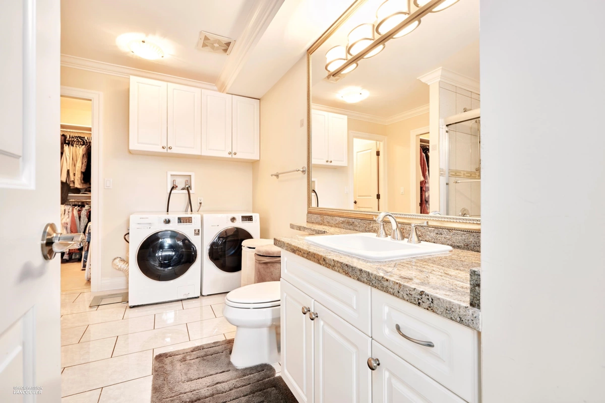 Office / Den Photo of 3937 Elmwood Street, Burnaby, BC