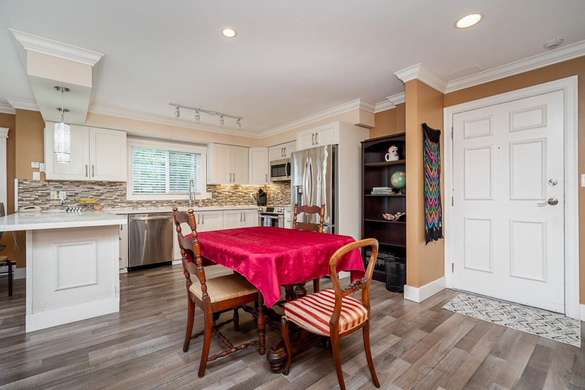 Guest Bathroom Photo of 7 14045 Nico Wynd Place, Surrey, BC