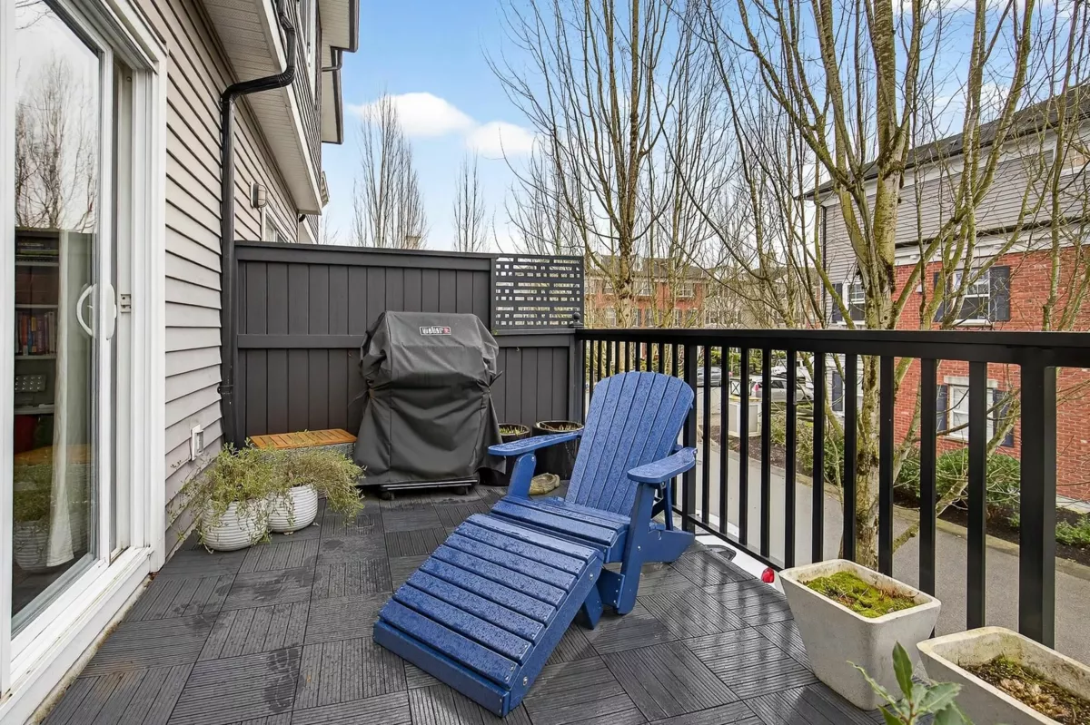 Breakfast Nook Photo of 68 11067 Barnston View Road, Pitt Meadows, BC