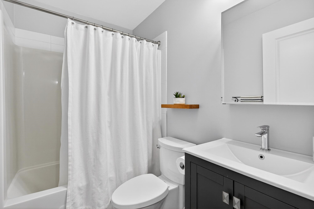 Entry Foyer Photo of 68 11067 Barnston View Road, Pitt Meadows, BC