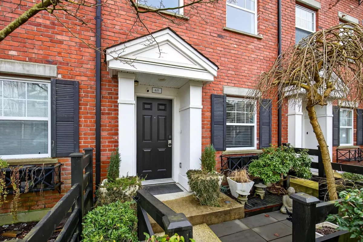 Family Room Photo of 68 11067 Barnston View Road, Pitt Meadows, BC