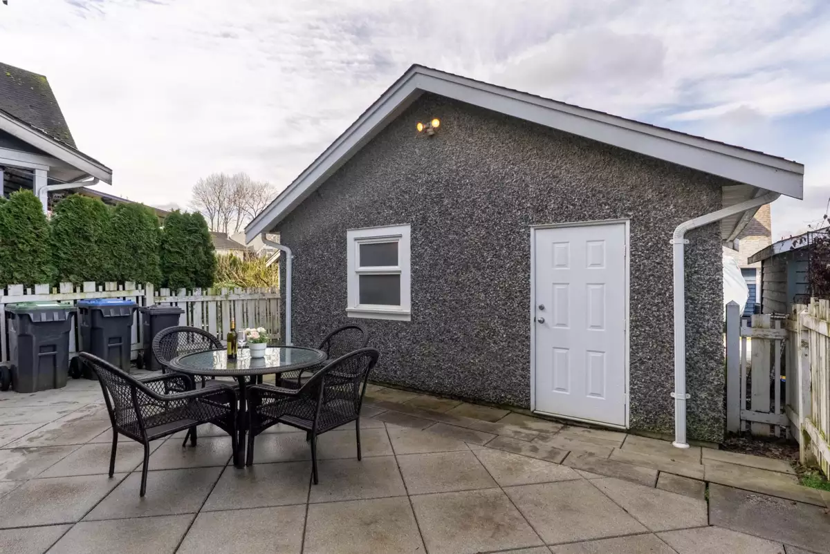 Swimming Pool Photo of 1455 South Dyke Road, New Westminster, BC