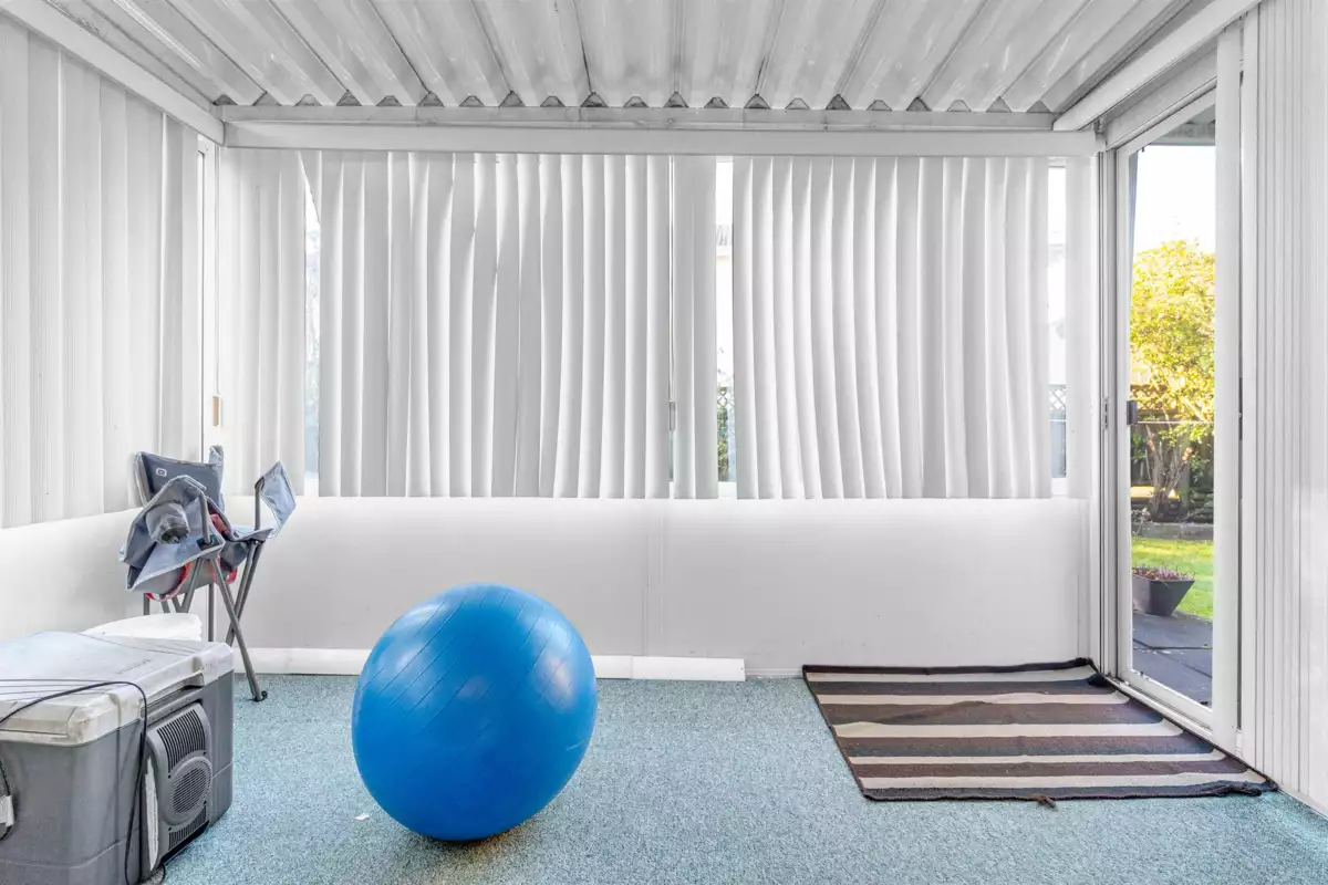 Powder Room Photo of 12905 65 Avenue, Surrey, BC