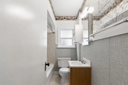Primary Bathroom Photo of 7621 Cartier Street, Vancouver, BC