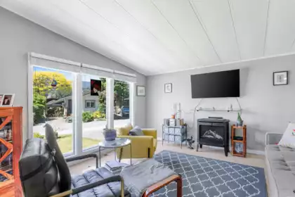 400A Sundance Crescent, West Vancouver, BC