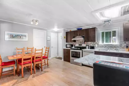 400A Sundance Crescent, West Vancouver, BC